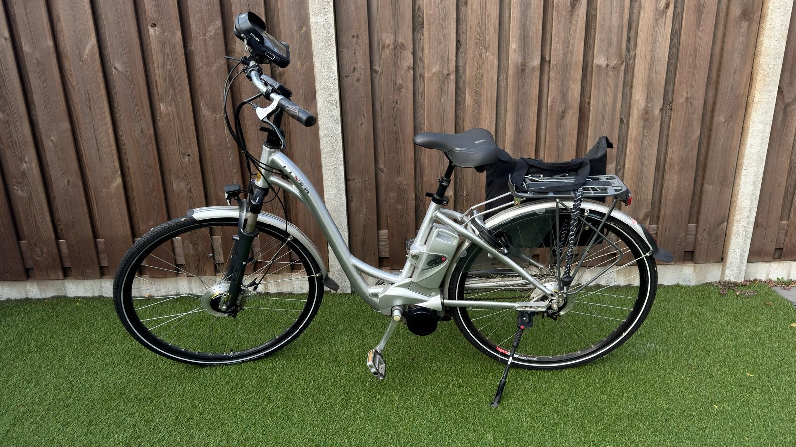 Flyer T8 Dames e-bike - Frame maat 48, Gebruikt, 47 tot 51 cm, 30 tot 50 km per accu, Ophalen