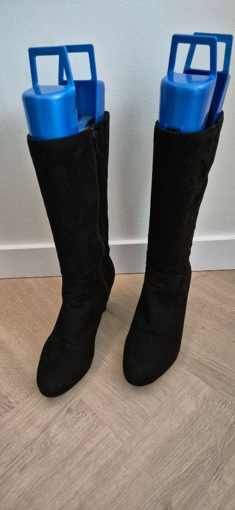 Carmens halfhoge suede zwarte laarzen, maat 39, Ophalen, Hoge laarzen, Zwart, Zo goed als nieuw