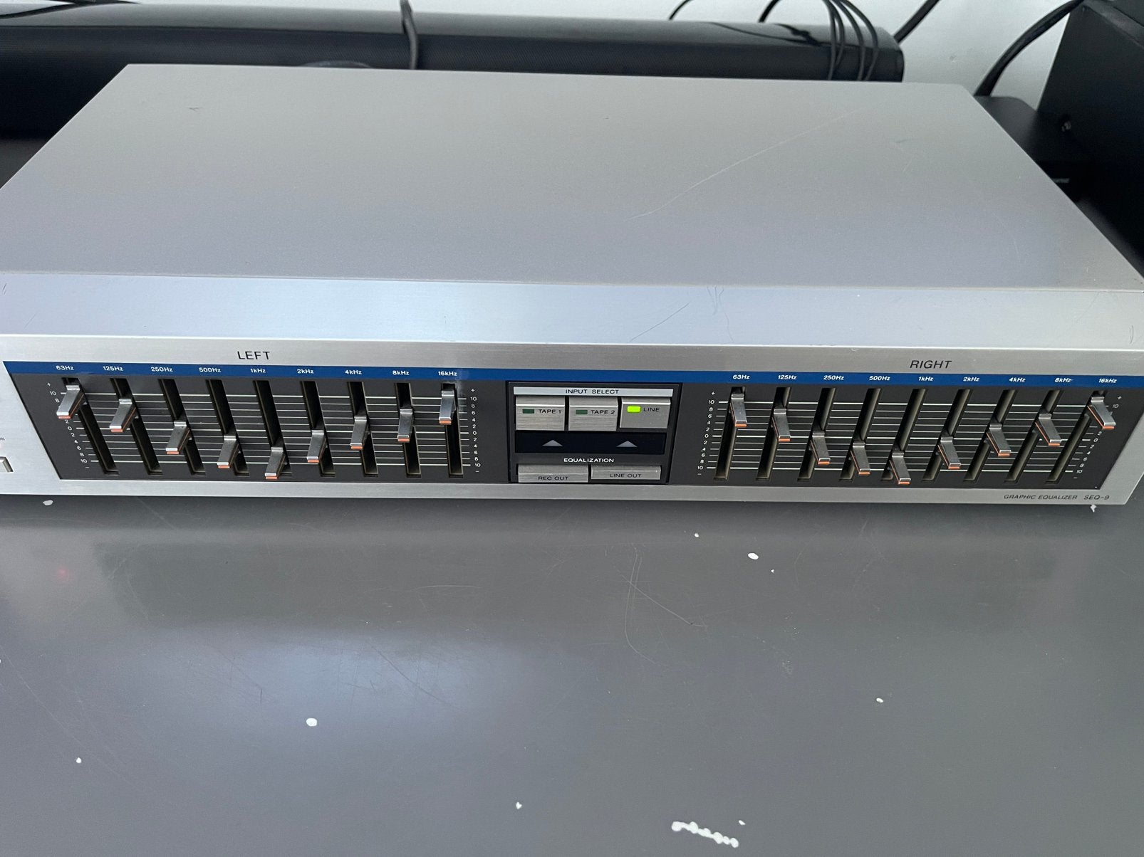 Sony SEQ-9 Stereo Graphic Equalizer, Ophalen, Zo goed als nieuw, Equalizer