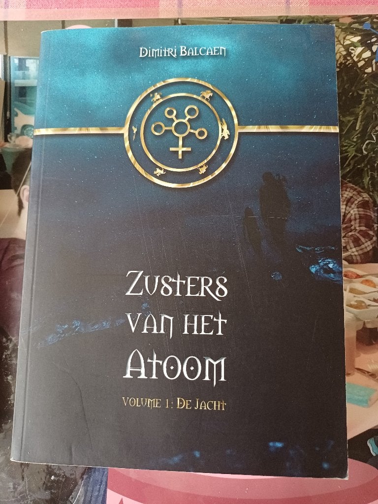 Dimitri Balcaen. Zusters van het atoom. Deel 1 en 2 jacht en, Ophalen, Gelezen, Dimitri Balcaen