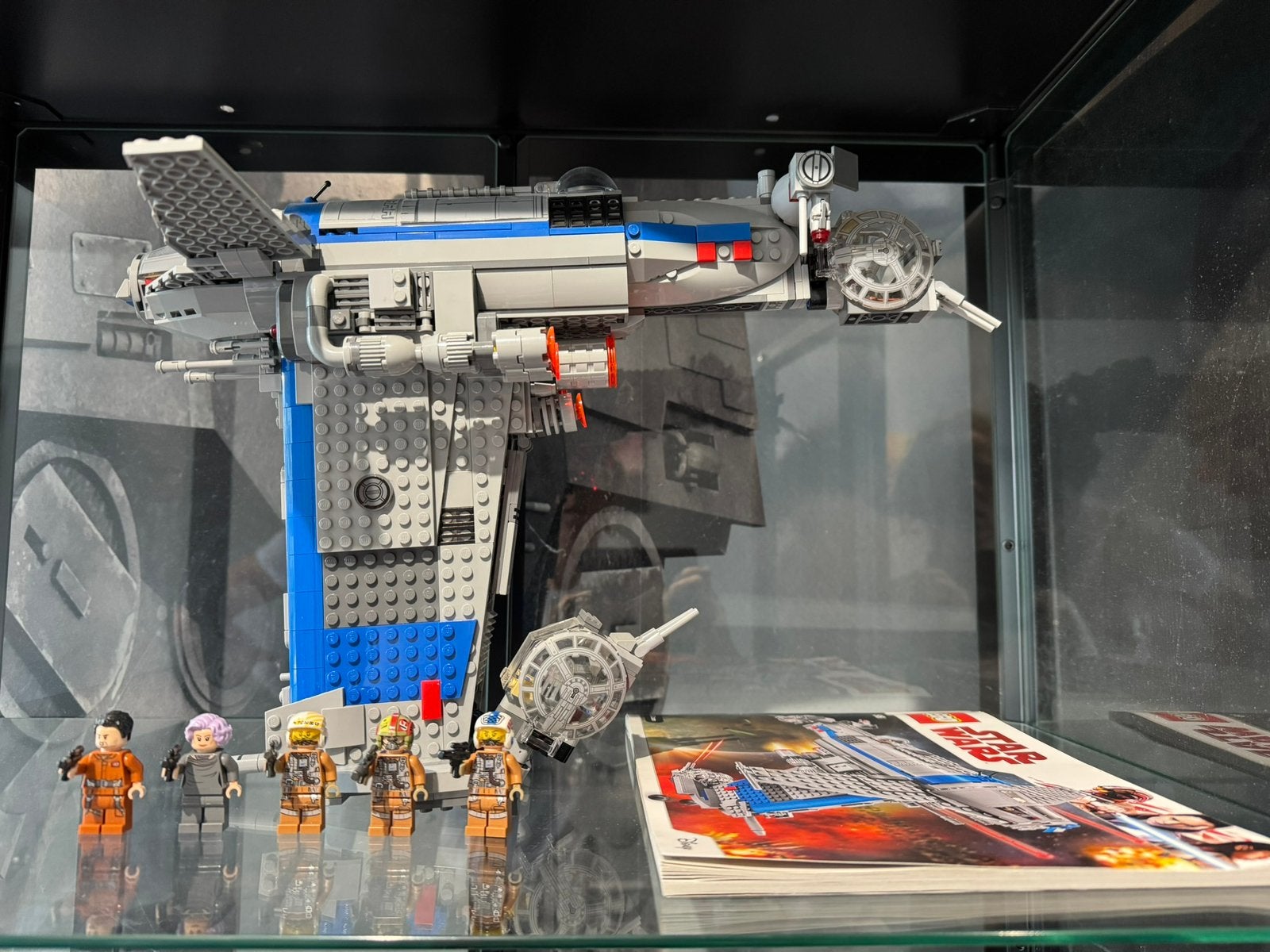 Star wars Lego resistance bomber 75188, Ophalen, Zo goed als nieuw, Actiefiguurtje