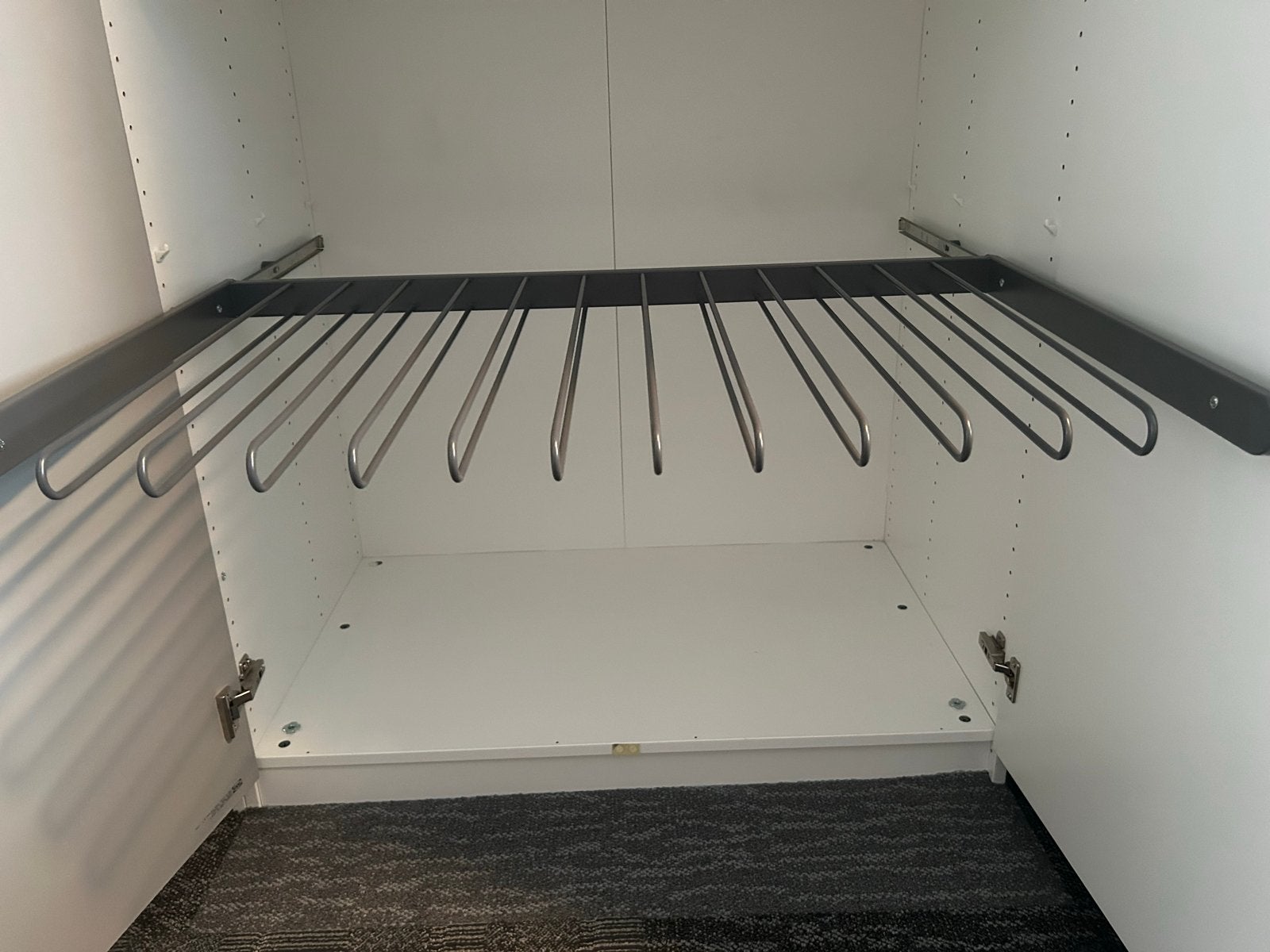 IKEA Komplement Uittrekbare Broekhanger Grijs 100x58 cm, Huis en Inrichting, Ophalen, 50 tot 100 cm, Zo goed als nieuw, Minder dan 100 cm