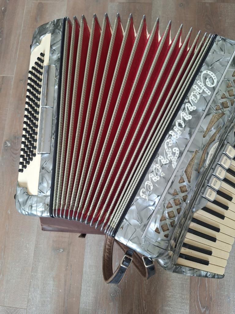 Accordeon Charron Frères, Muziek en Instrumenten, Accordeons, Ophalen, Gebruikt, 120-bas, Overige merken