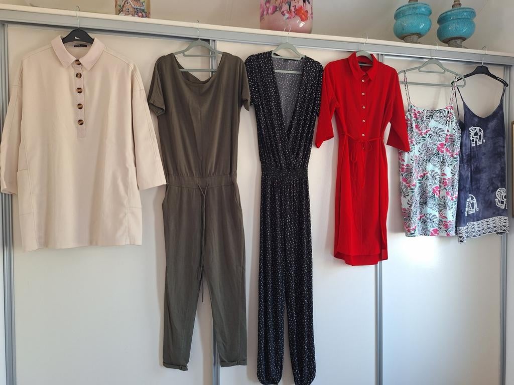 Dames jurken en jumpsuit, Ophalen, Zo goed als nieuw, Maat 38/40 (M)