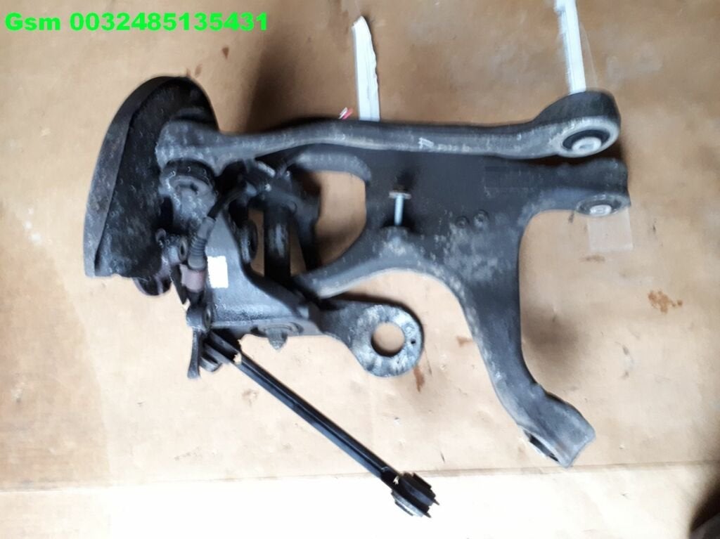 8k0505432ak a4 fusee a5 wielophanging q5 wielnaaf a6 a7, Auto-onderdelen, Gebruikt, AUDI AG, Auto-Union-Strasse 1
85045  Ingolstadt, DE