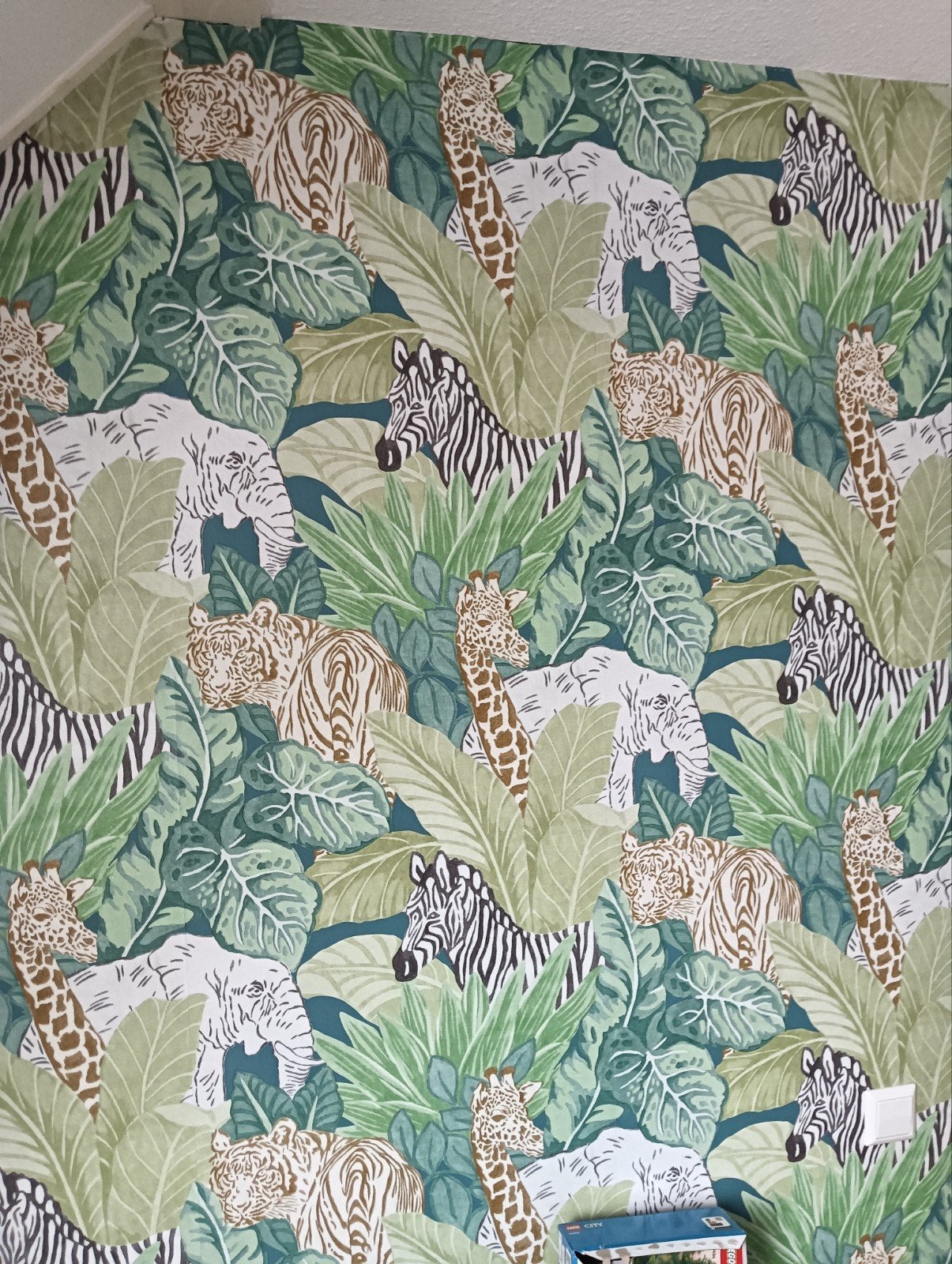 Behang met jungle dieren en bladeren - 2 rollen, Ophalen, Natuurlijk, Overige merken, Groen