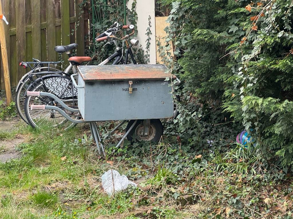 Robuuste werk kruiwagen met opbergkist, Tuin en Terras, Kruiwagens, Ophalen, Gebruikt, Handmatig, Tweewielig