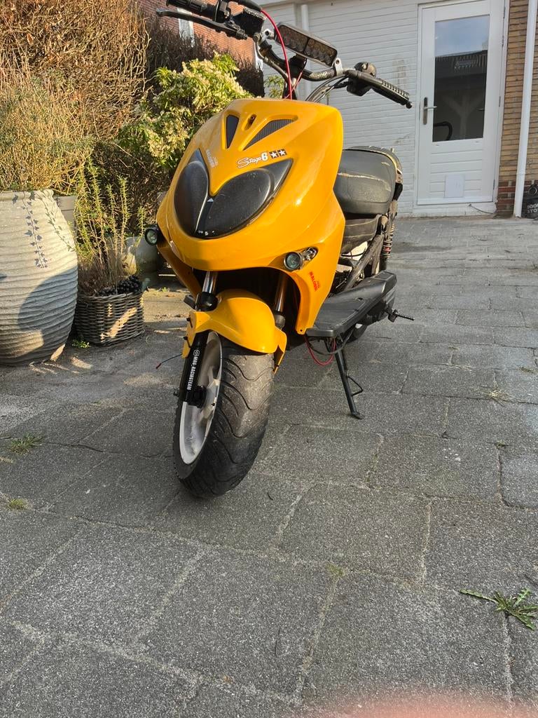 Keeway f act 70cc, Fietsen en Brommers, Ophalen, Zo goed als nieuw, Tweetakt, Overige modellen