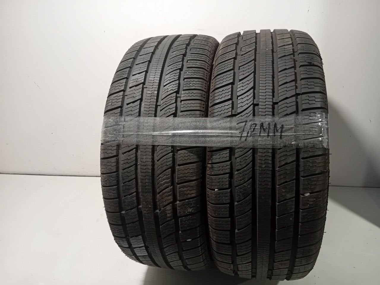 Bandenset 2 stuks 4-Seizoenen 205 45 R16, Auto-onderdelen, Onderdelen@venauto.nl, Van der Ven Autorecycling B.V., Gebruikt, Ettenseweg 76, 4706 PB Roosendaal, The Netherlands