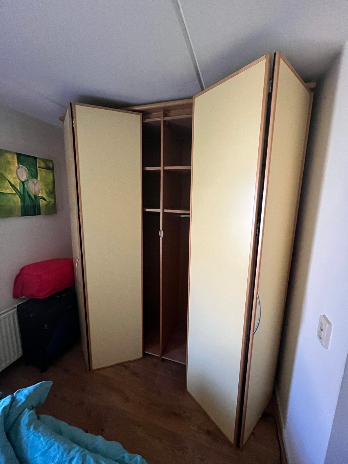 Grote kledingkast met accordeondeuren - gratis ophalen, Ophalen, Gebruikt, 200 cm of meer, Met deur(en)