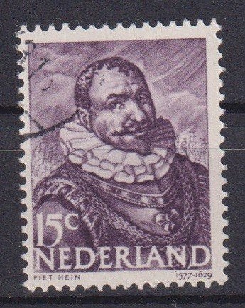 Nederland 1943 nr. 415 Zeeheld (!)  Piet Hein gest2, Postzegels en Munten, Verzenden, Gestempeld, Overige thema's