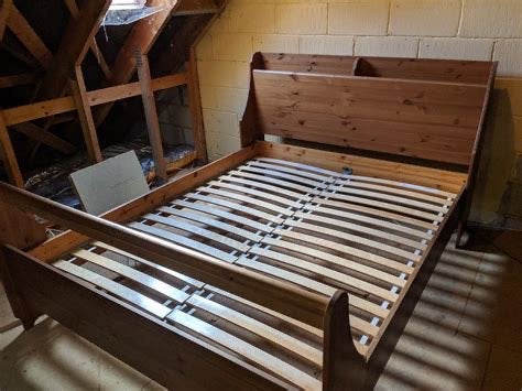Leksvik 2 persoons bed + nachtkastjes, Ophalen, Zo goed als nieuw, Tweepersoons, Hout