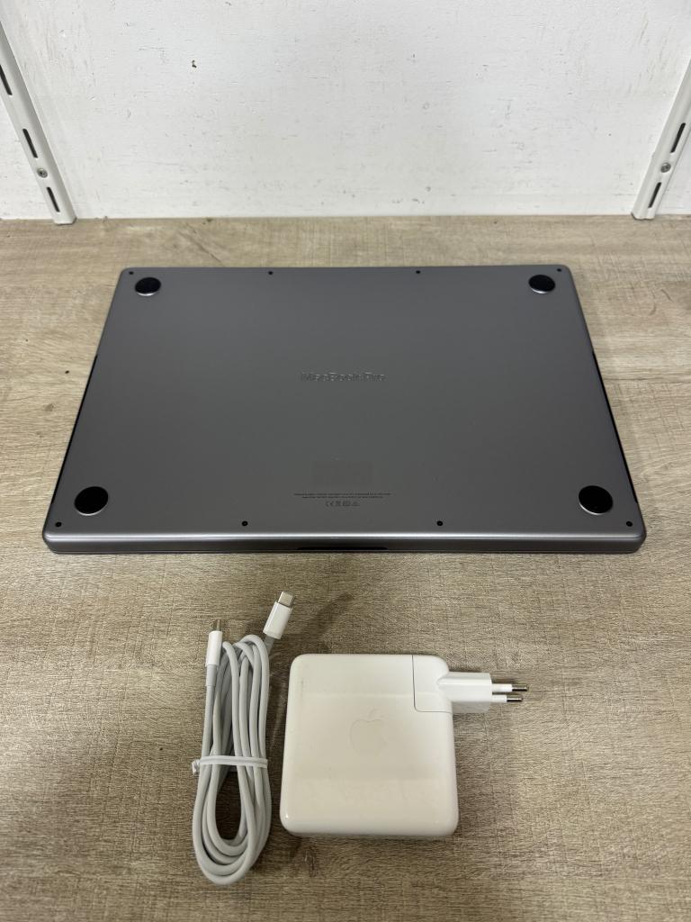 Macbook Pro 16" 2021 M1 Pro 16GB+1000 GB SGRAY Topstaat, MacBook Pro, 1 TB of meer, Gebruikt, 1 Apple Park Way in Cupertino