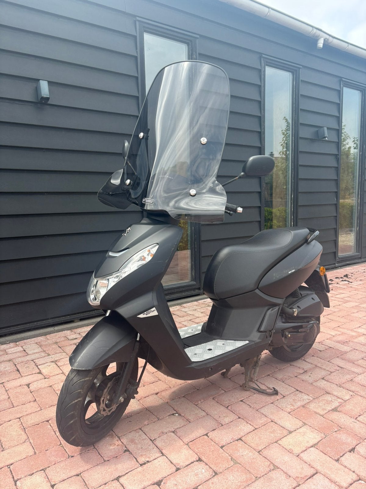 Peugeot Kisbee Black Edition 2019, Ophalen, Gebruikt, Overige modellen, Maximaal 45 km/u