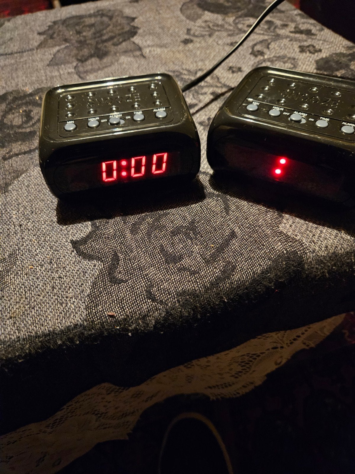 Digitale LED Wekker - Blokker Model 330448, Ophalen, Gebruikt, Digitaal