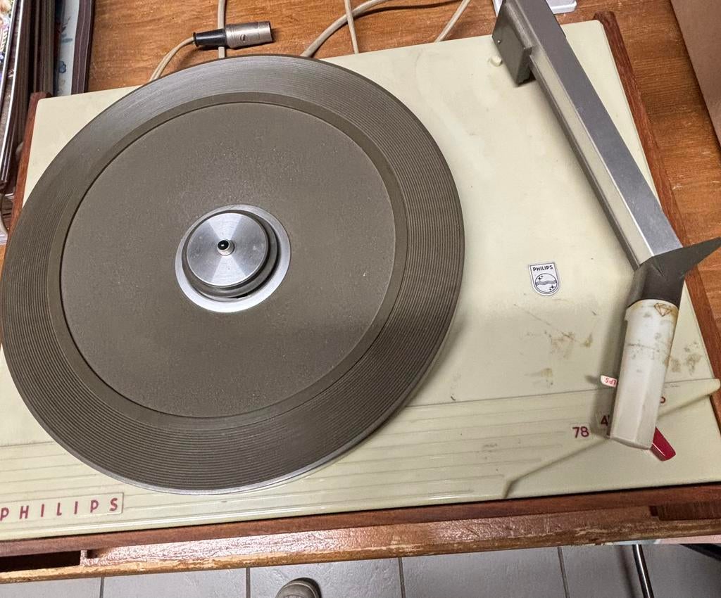 platenspeler Vintage philips platenspeler., Verzenden, Gebruikt, Platenspeler, Philips