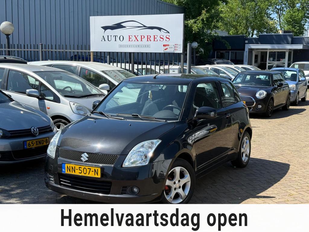 Suzuki Swift 1.3 Limited/Airco/Soelverwarming/1Eeignaar/Apk/, Auto's, Gebruikt, 31 €/maand, 400 kg, Alcantara