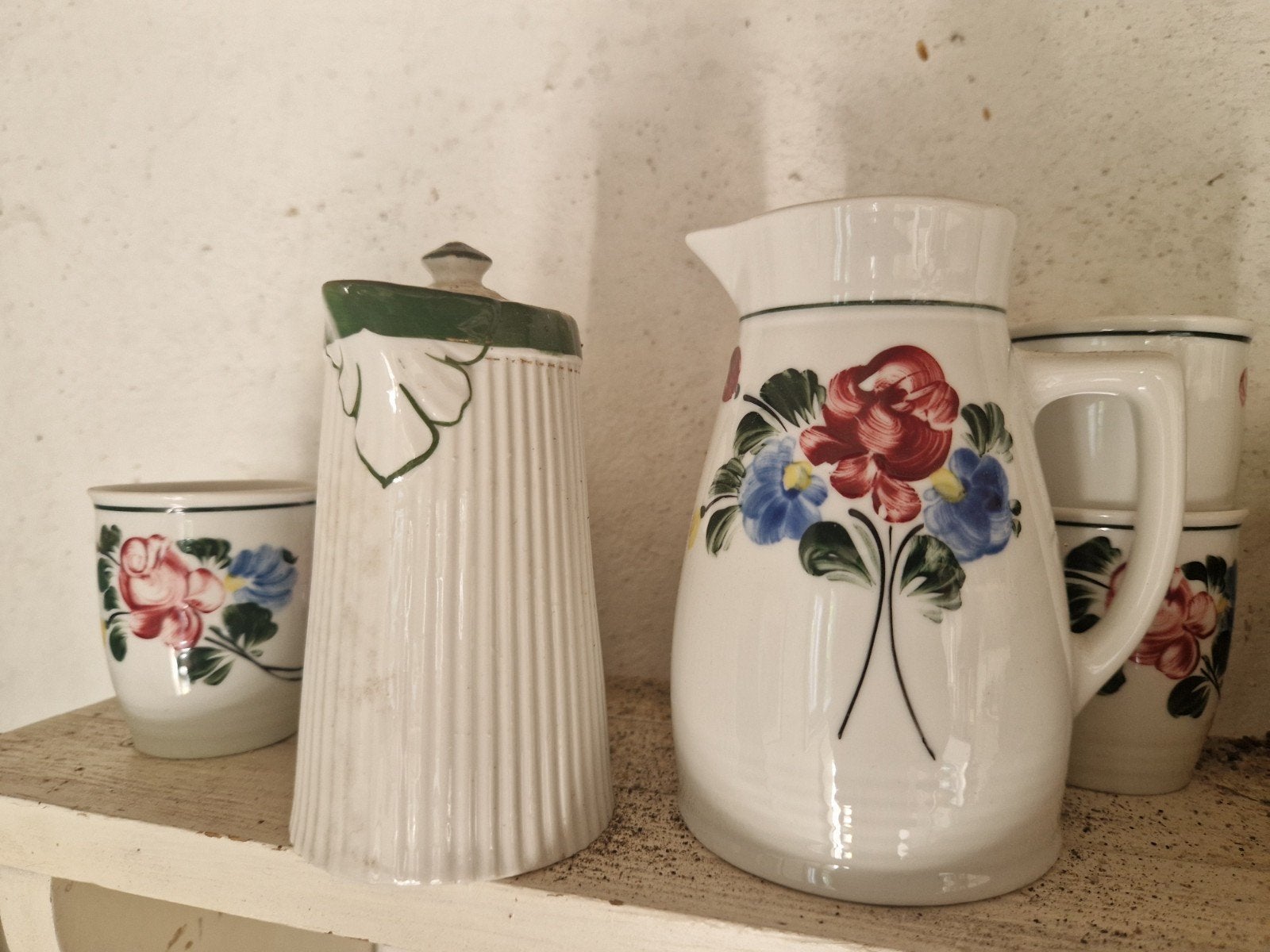 Oostenrijks serviesje, Lilien Porzellan, handgeschilderd, Ophalen of Verzenden