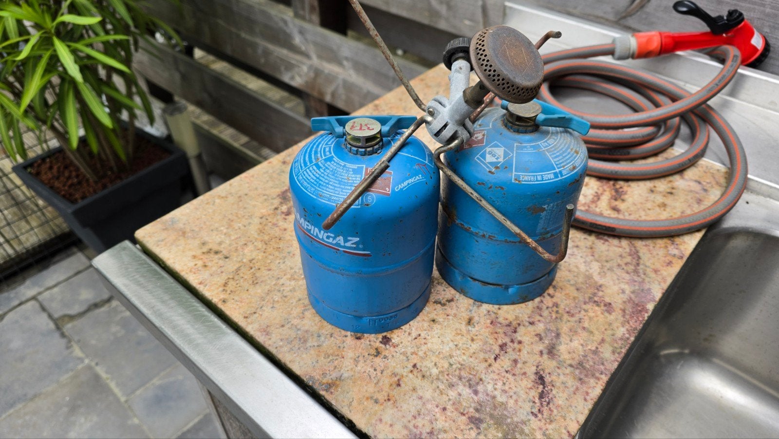 Campingaz gasflessen (vol/kwart vol) met brander, Ophalen of Verzenden, Gebruikt