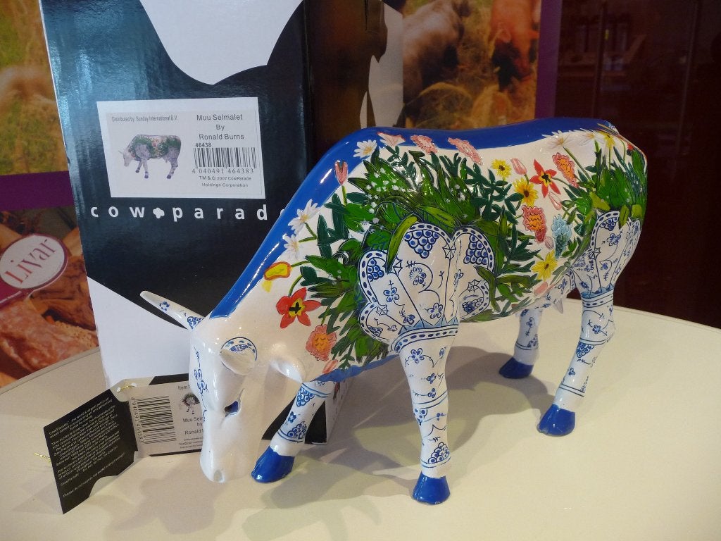 Nieuw Cow Parade koe Muu Selmalet large gratis verzending., Ophalen of Verzenden, Beeld
