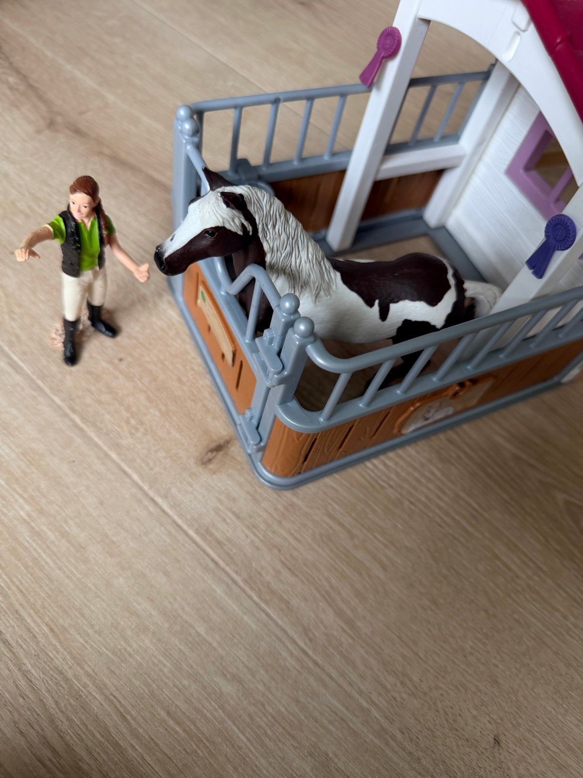 Schleich paardenstal met paard en ruiter, Ophalen, Gebruikt, Jongen of Meisje