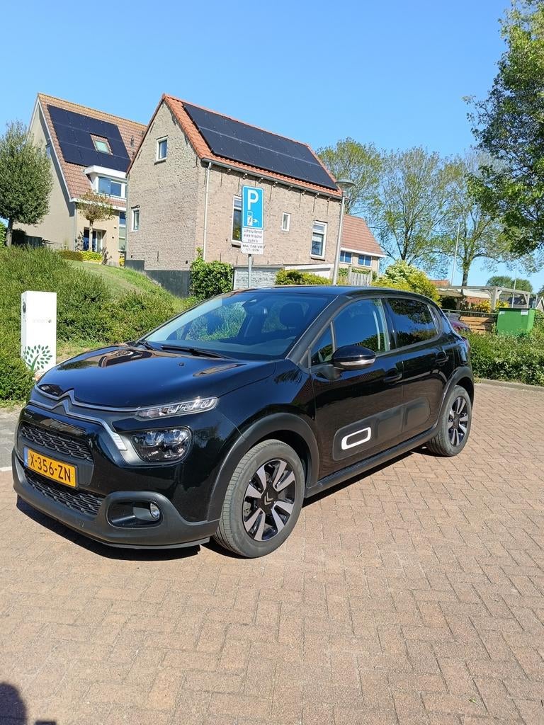 Citroën C3 1.2 Puretech 83pk S&S 2021 Zwart, Auto's, Voorwielaandrijving, 83 pk, 450 kg, 40 €/maand