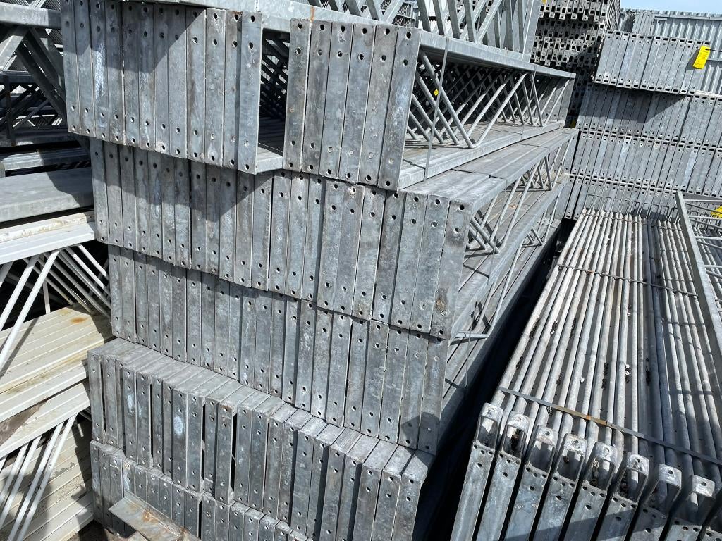 Traliespanten | Lengte= 2.930 mm | Hoogte= 340 mm, Doe-het-zelf en Verbouw, Metalen, Ophalen of Verzenden, Gebruikt, IJzer