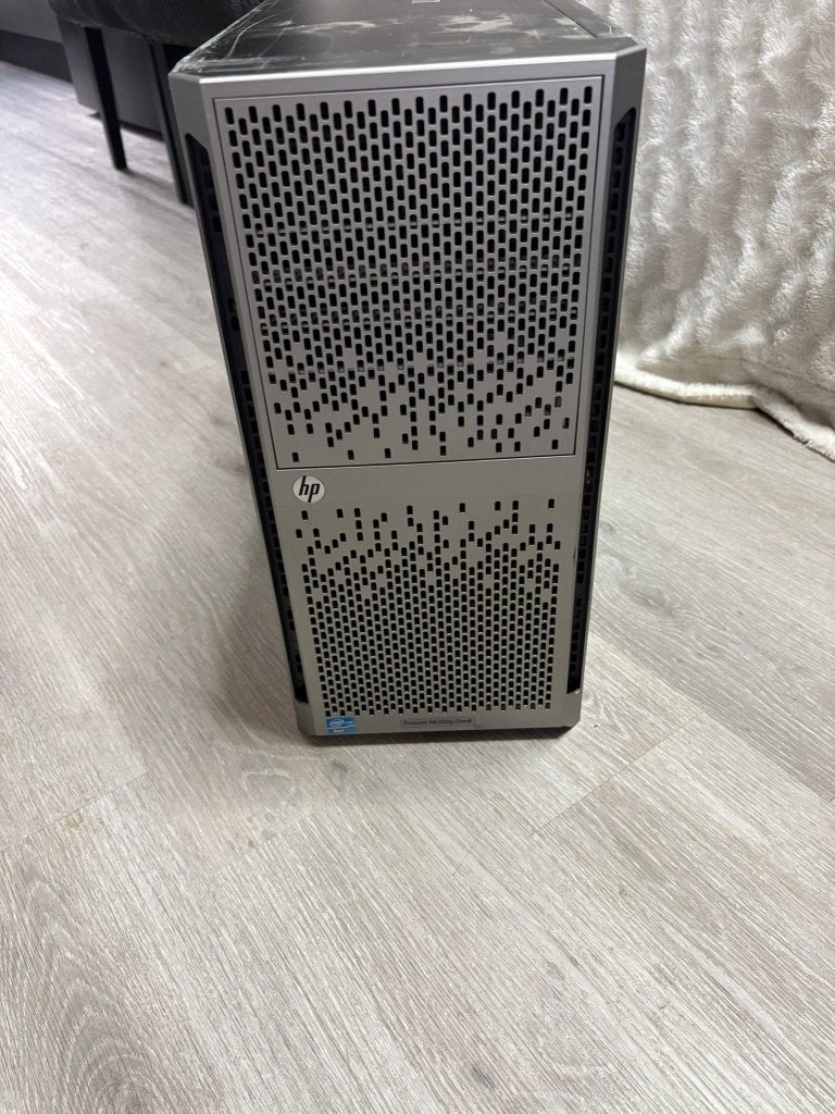 HP Proliant ML 350 Gen 8, Computers en Software, Servers, Ophalen, Gebruikt, 3 tot 4 Ghz