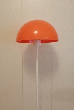 Zeldzame Vintage vloerlamp met een oranje kap uit jaren 70, Huis en Inrichting, Lampen | Vloerlampen, Vintage, Zo goed als nieuw