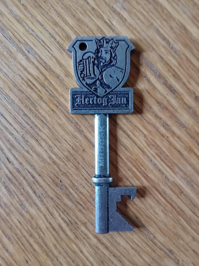 Hertog Jan flessenopener 2016 vorm antieke sleutel 8,5cm, Ophalen of Verzenden, Gebruikt, Flesje(s), Hertog Jan