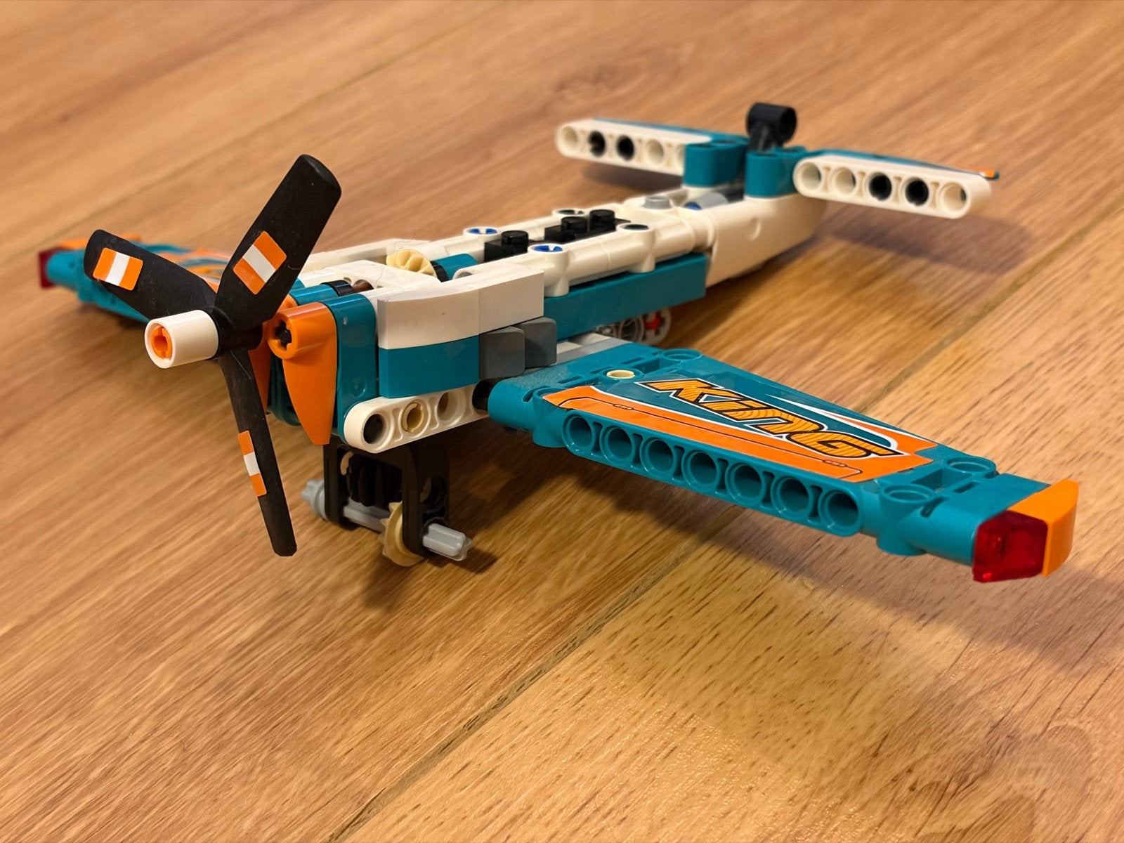 Lego Technic Loop vliegtuig (42117), Ophalen of Verzenden, Zo goed als nieuw
