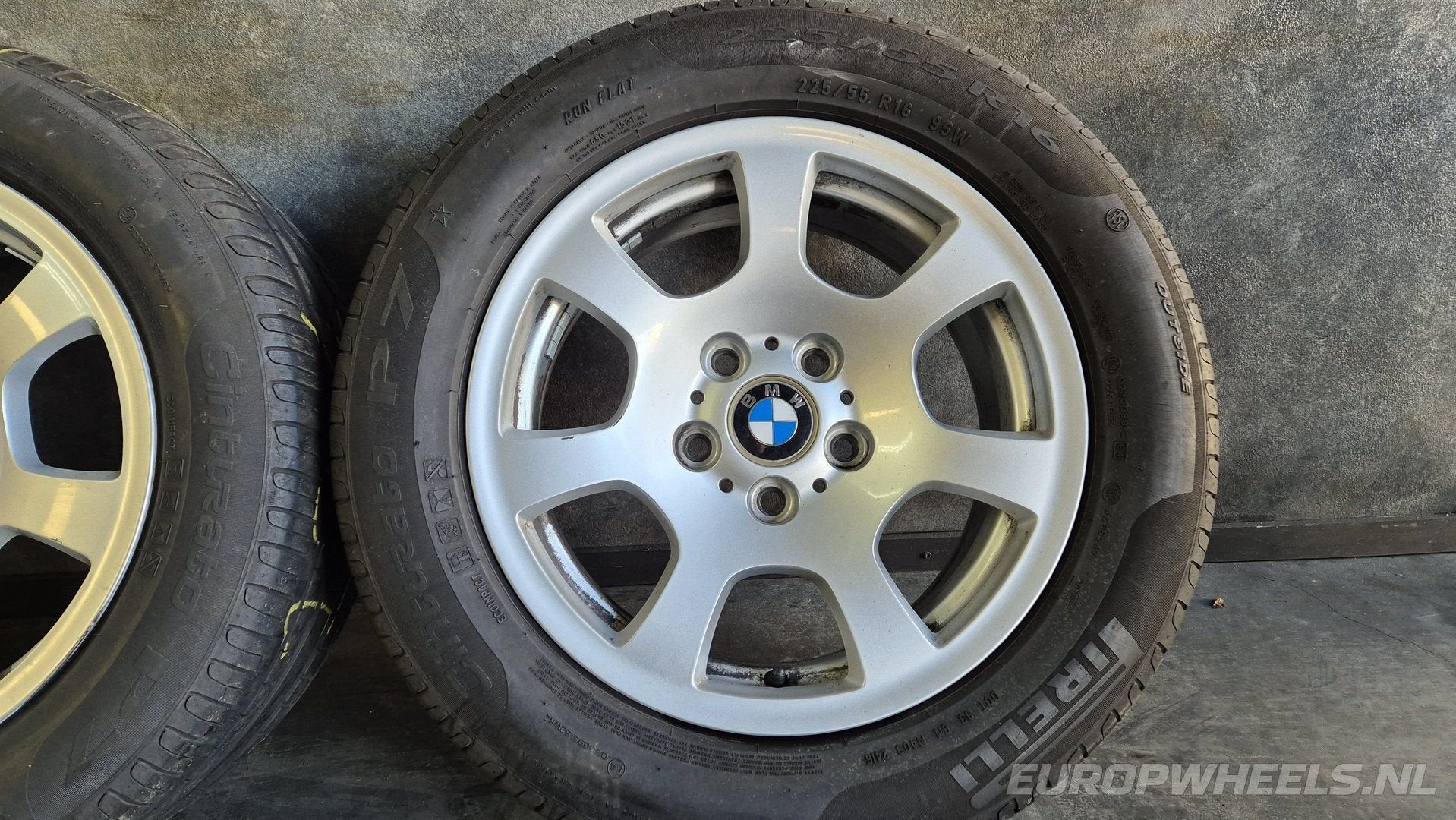 16 inch BMW E60 E61 5 Serie velgen Styling 138 zomerbanden, Gebruikt, -, Banden en Velgen, Ophalen of Verzenden