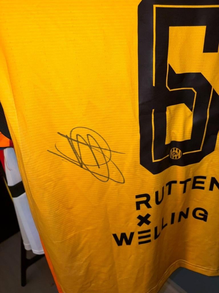 Gesigneerd Mitchel Paulissen Shirt, Kleding | Heren, Sportkleding, Maat 48/50 (M), Geel, Kipsta, Nieuw