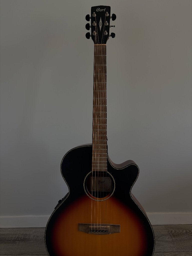 Cort semi-akoestische gitaar, Ophalen, Zo goed als nieuw, Western- of Steelstringgitaar, Met (piezo-)element