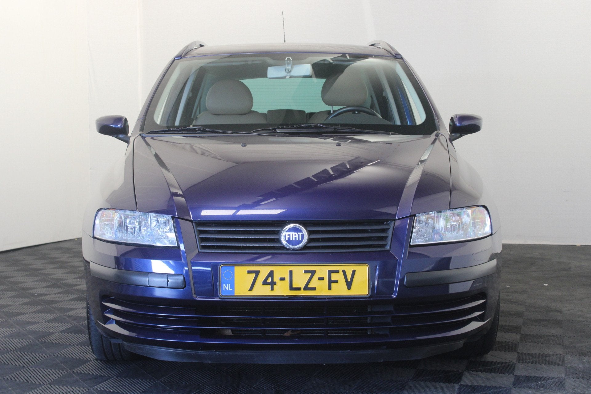 Fiat Stilo Multi Wagon 1.8-16V Dynamic |Navi| (bj 2003), Auto's, 135 pk, Gebruikt, Beige, Blauw