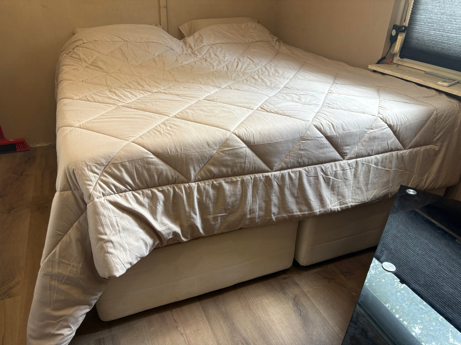 Tweepersoonsbed/elek. Lattenbodem, emma -matrassen, Huis en Inrichting, Ophalen, Tweepersoons, 180 cm, Verstelbaar