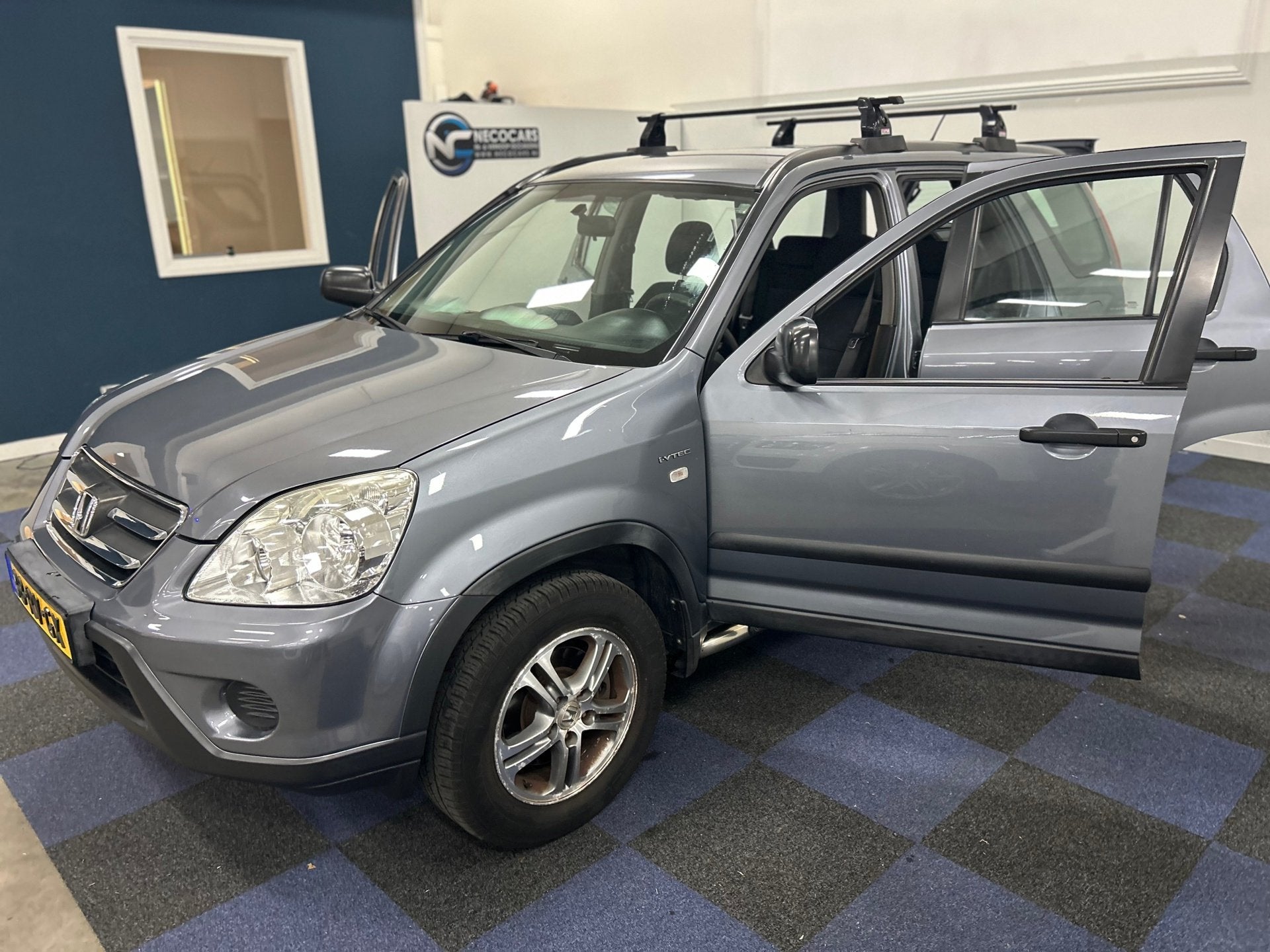 Honda CR-V 2.0i LS / AUTOMAAT / AIRCO / WINTERSET / DEALER O, Auto's, Automaat, 1998 cc, Gebruikt, 4 cilinders