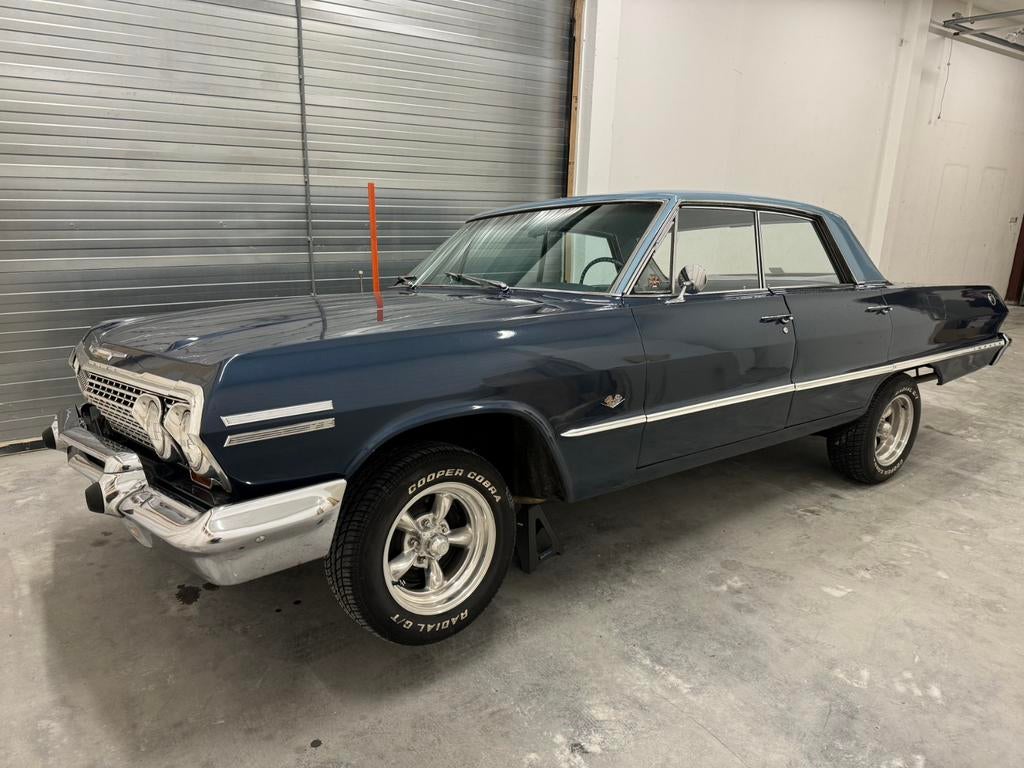 Te Koop Chevrolet Impala 1963 – Klassieker in Topstaat, Automaat, Achterwielaandrijving, Blauw, Leder en Stof