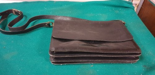 handtas zwart leer claudio ferrici, Sieraden, Tassen en Uiterlijk, Ophalen of Verzenden, 'T Olde Gre-j, Info@toldegrej.nl, Endepoelstraat 20f Didam