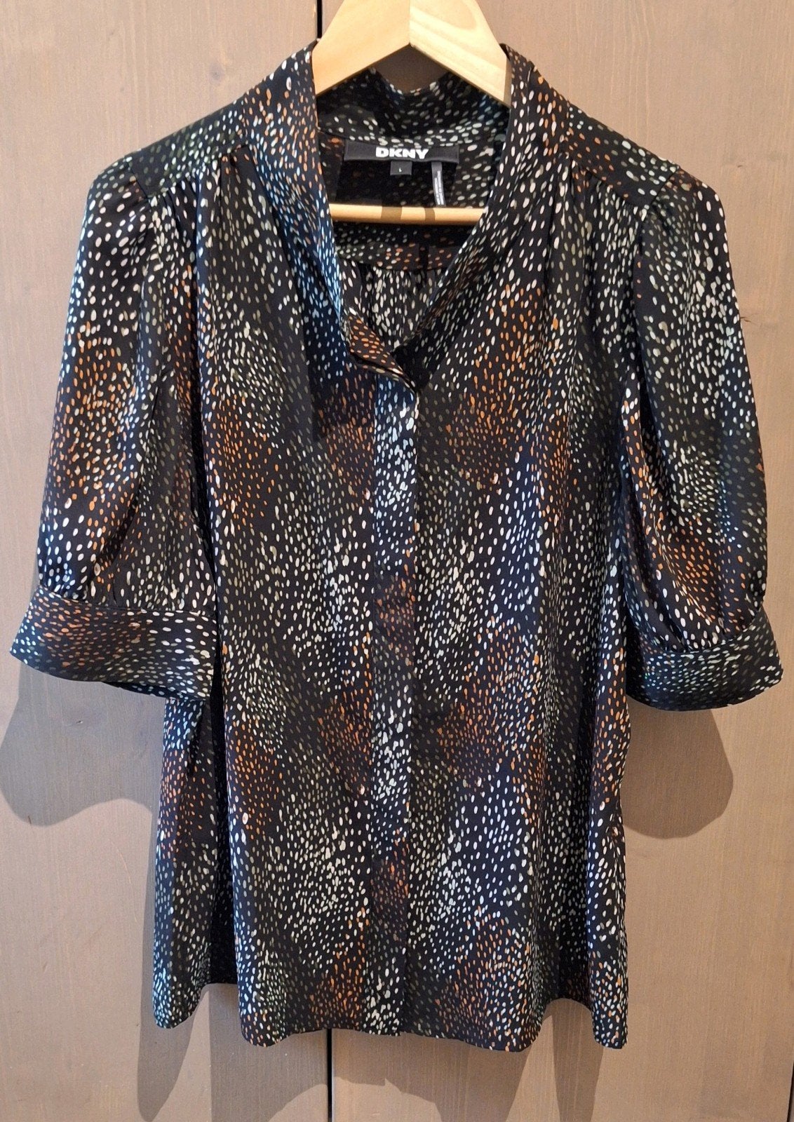 DKNY blouse top L overhemd kleding tshirt goud zwart designe, Meerkleurig, Ophalen of Verzenden, Zo goed als nieuw, DKNY