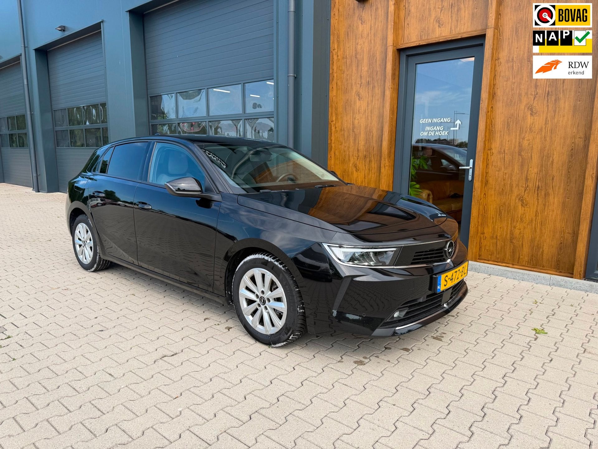 Opel Astra 1.2 Business Edition l 360 camera l winterpakket, Auto's, Opel, Voorwielaandrijving, Stof, Zwart, Origineel Nederlands