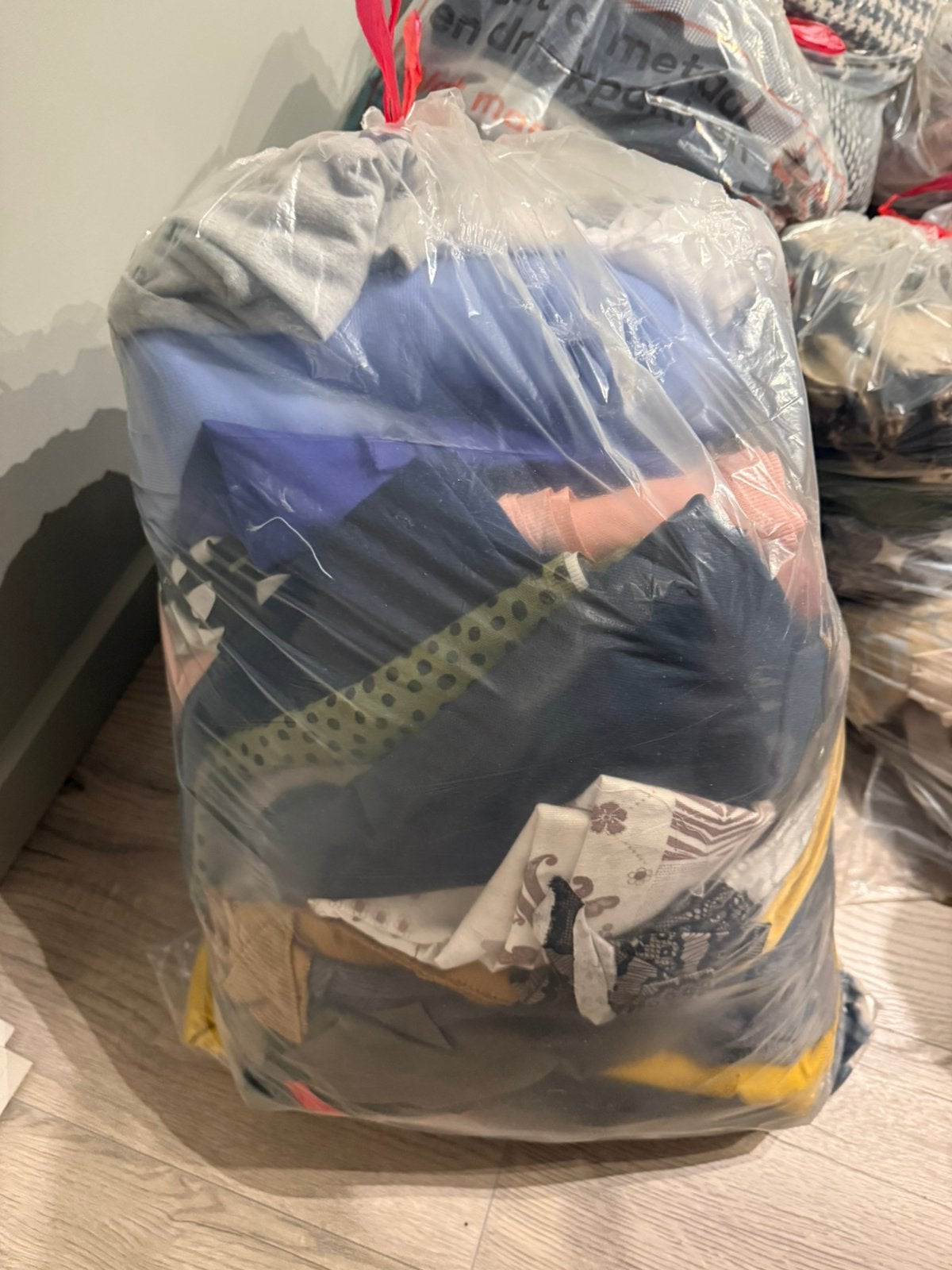 Partij stof, Ophalen, Overige materialen, Meerkleurig, 120 cm of meer