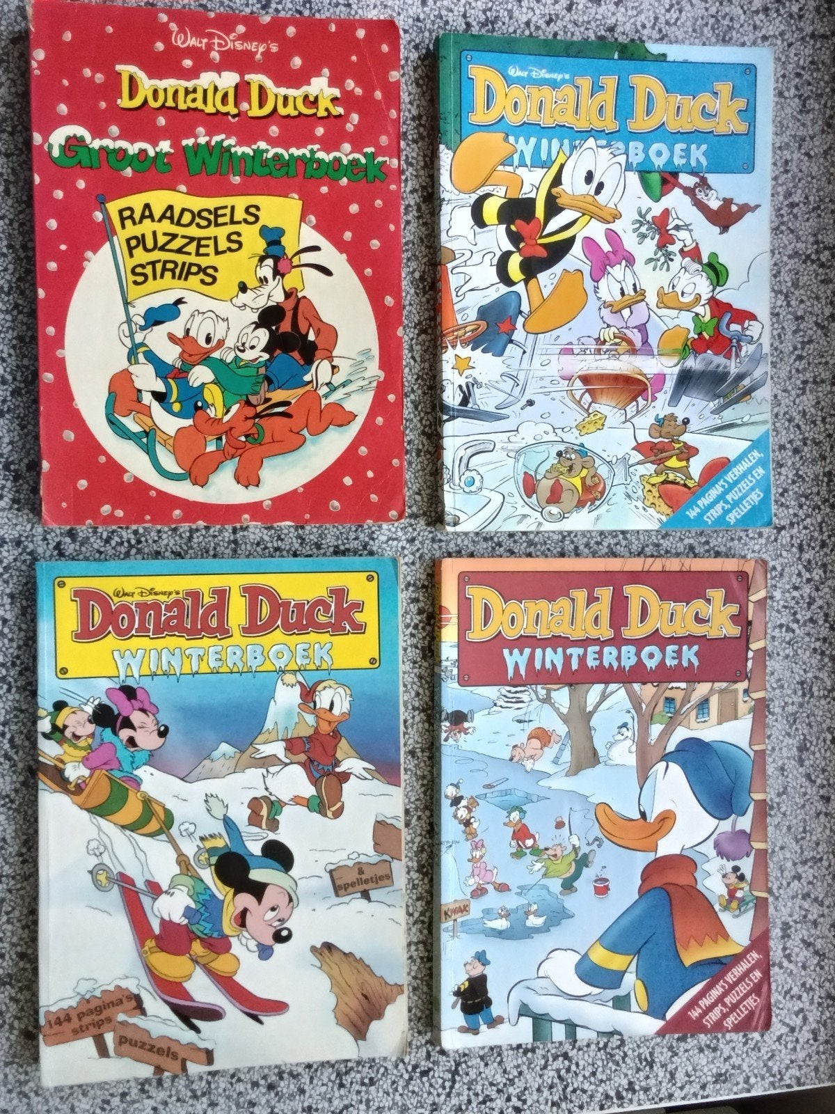 Donald Duck winter & summer boeken 8 stuks , etc., Meerdere stripboeken, Ophalen of Verzenden, Gelezen