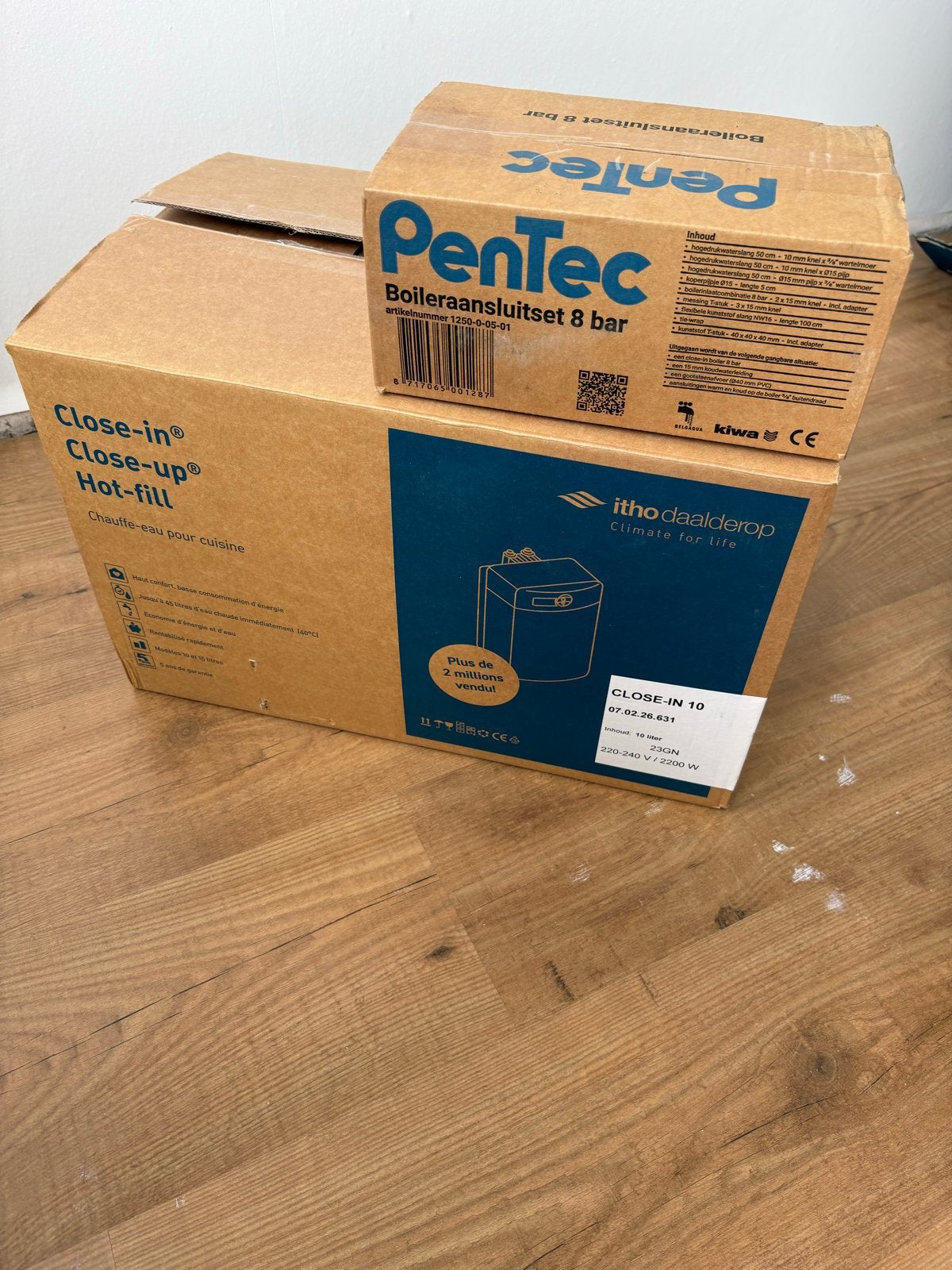 Itho Daalderop Close-in 10 Boiler met aansluitset, Aardgas, Nieuw, Minder dan 3 jaar oud, Minder dan 20 liter