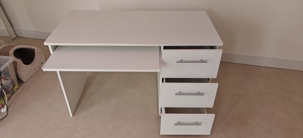 Klein wit bureau of kinder bureau gratis, Ophalen, Gebruikt, Met lades, Wit