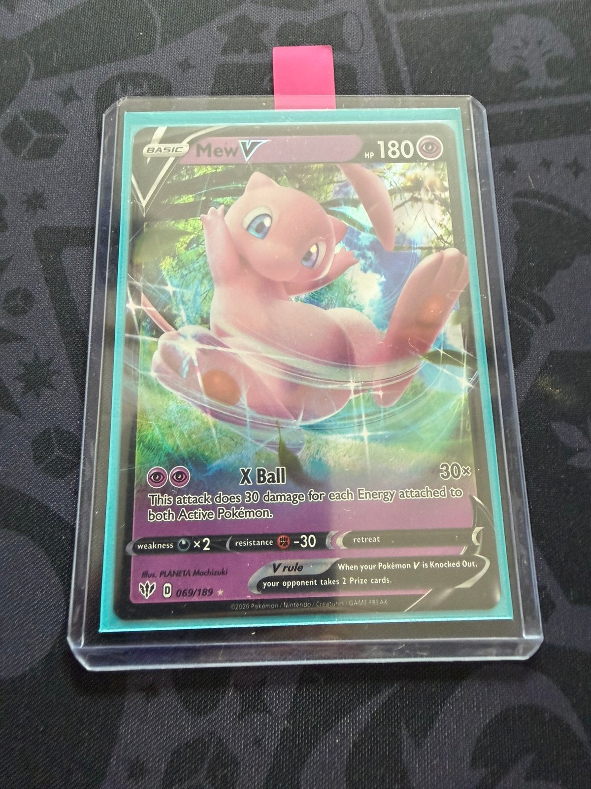 Pokémon Mew V 069/189, Verzenden, Zo goed als nieuw