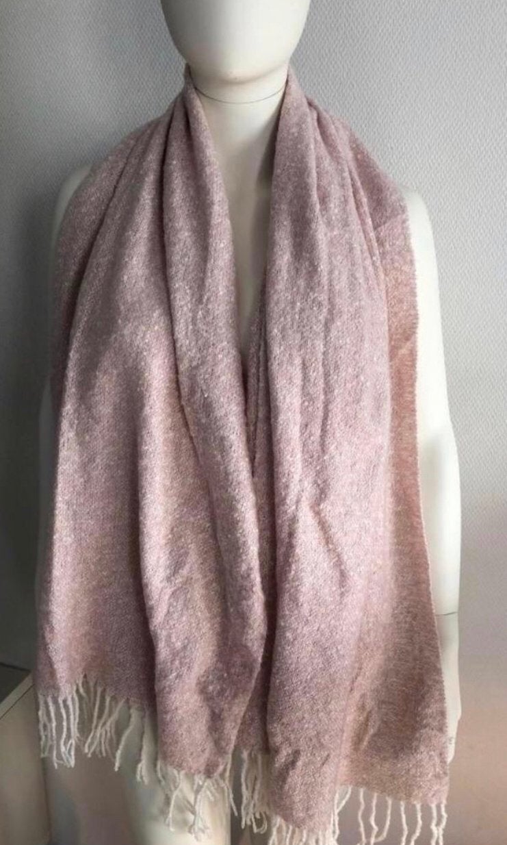 C&A shawl sjaal zacht pastel roze crème nieuw, Verzenden, Maat 46/48 (XL) of groter, Nieuw, Sjaal