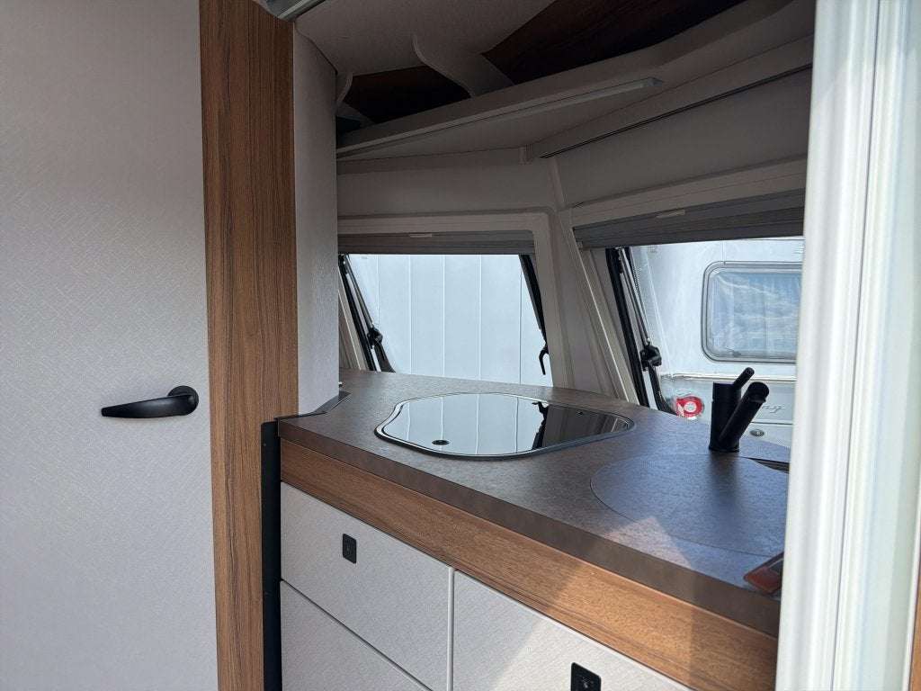 Eriba Touring 420 Legend mover luifel lengtebed lattenbodem, Caravans en Kamperen, Standaardzit, Tot en met 2, 4 tot 5 meter, Eriba