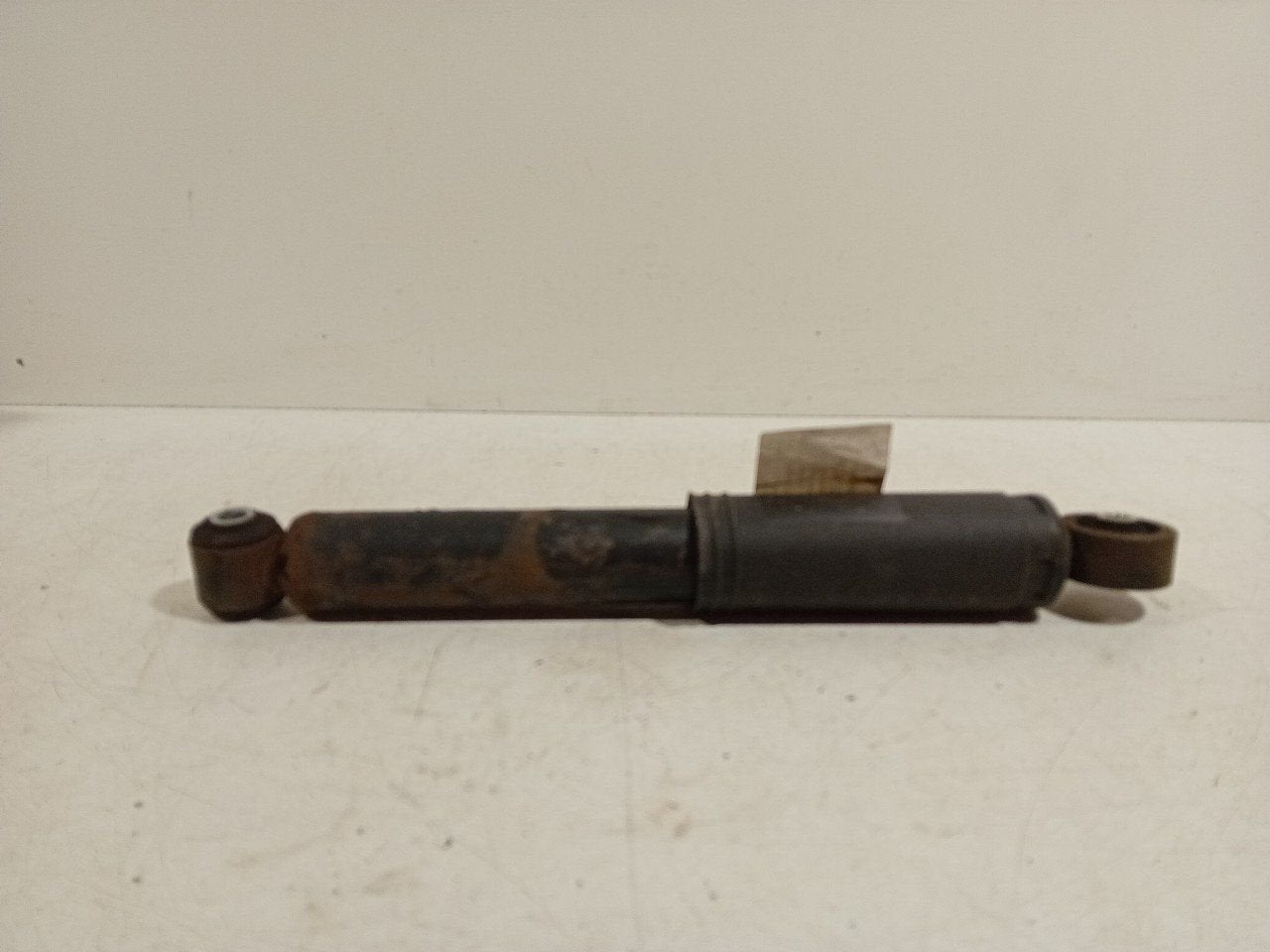 Schokbreker links achter Fiat Panda, Auto-onderdelen, Onderdelen@venauto.nl, Van der Ven Autorecycling B.V., Gebruikt, Ettenseweg 76, 4706 PB Roosendaal, The Netherlands