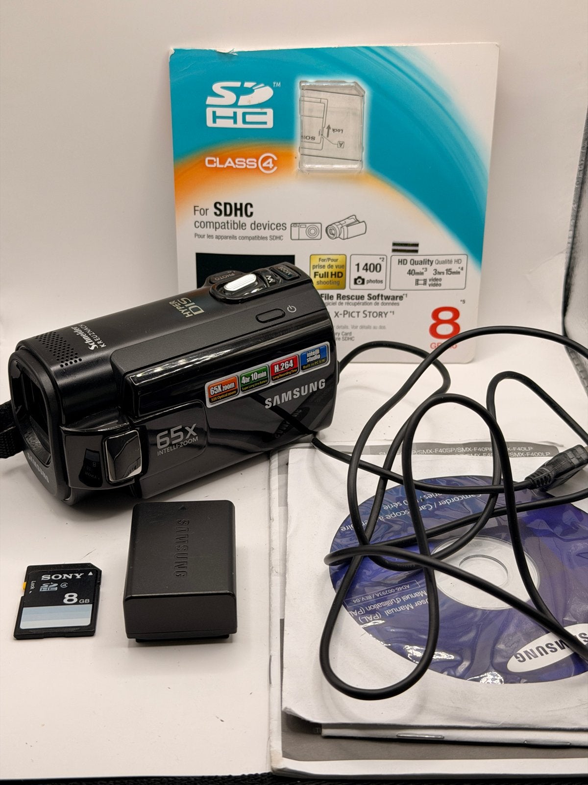 Samsung SMX-F40BP camcorder, Full HD, 20x of meer, Ophalen of Verzenden, Zo goed als nieuw